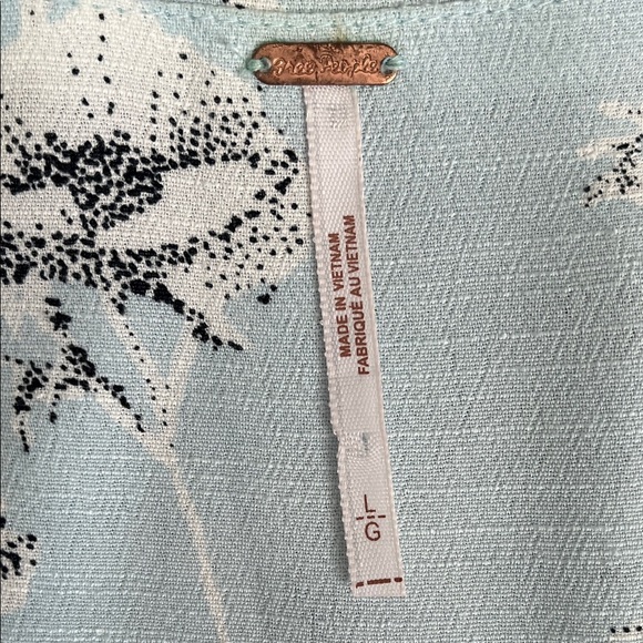 Free People NWOT Floral Ruffle Midi Wrap Dress in Light Blue and White, Size L - Picture 13 of 15